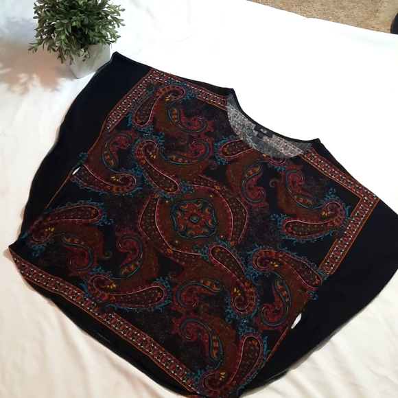 AGB Tops - AGB sz XL Paisley Batwing Top with belt holes